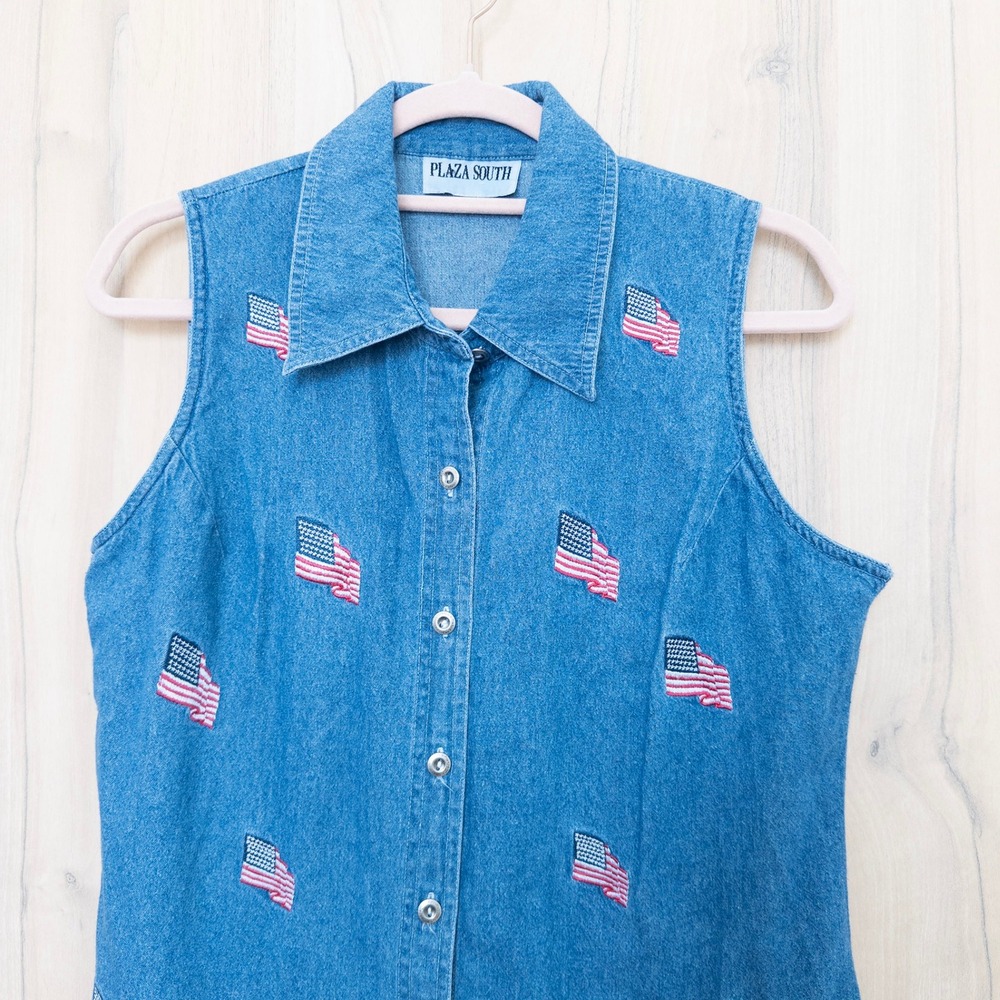 Vintage Womens Denim Sleeveless Top L Blue American Flag Embroidered Patriotic - Picture 2 of 7